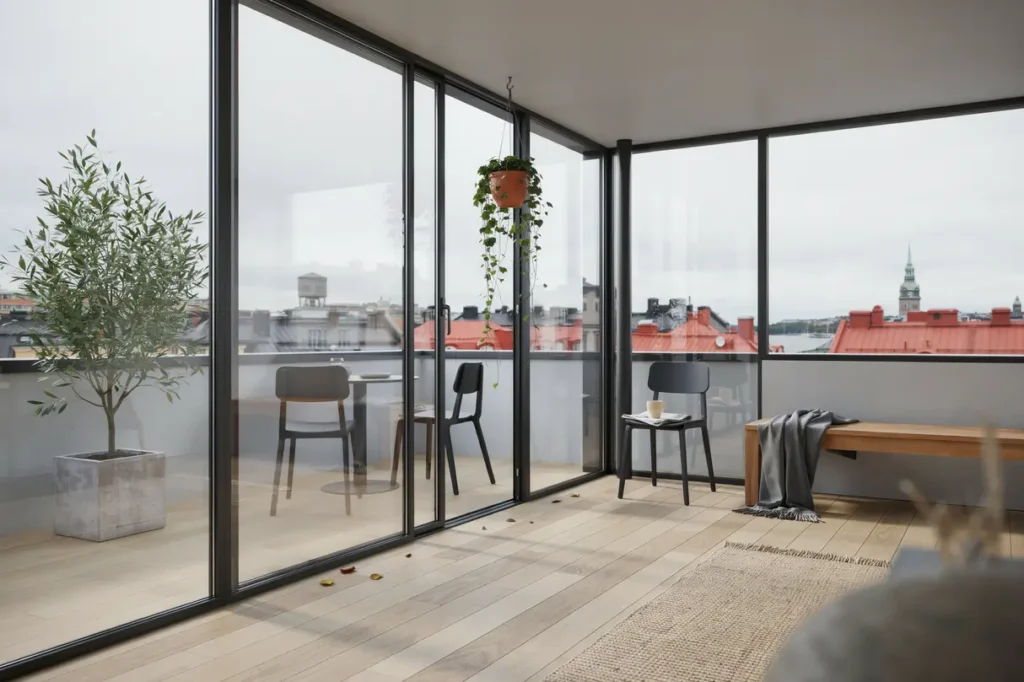 ny altaninglasning f r takterrass med ppningsbara glaspartier i s dermalm